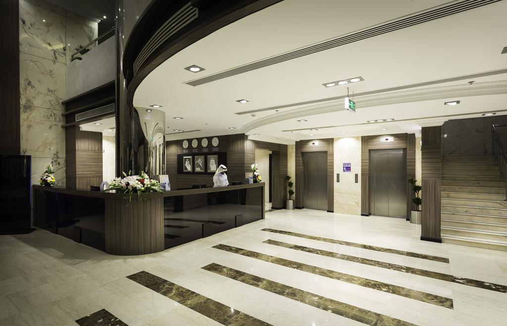 Howard Johnson Dammam Hotel Exterior foto