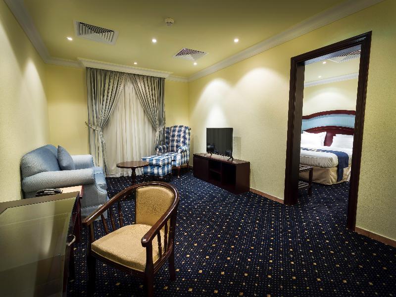 Howard Johnson Dammam Hotel Exterior foto